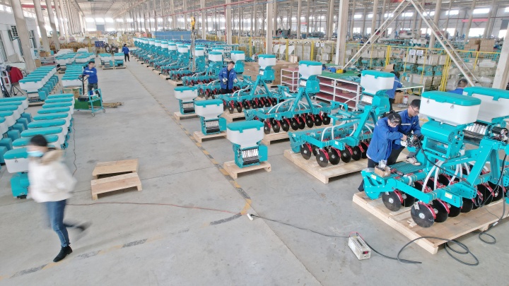 Hubei YongXiang Agricultural Machinery Equipment Co., Ltd. Photo 6