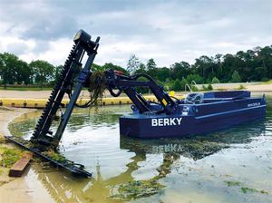 косилка для травы на воде с дизельным двигателем