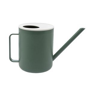 лейка из пластика