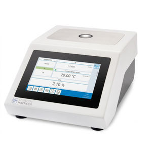 универсальный рефрактометр
