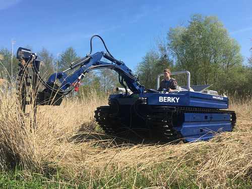 Дизельная косилка для травы на воде - NEREUS 240 AMPHI - Berky GmbH