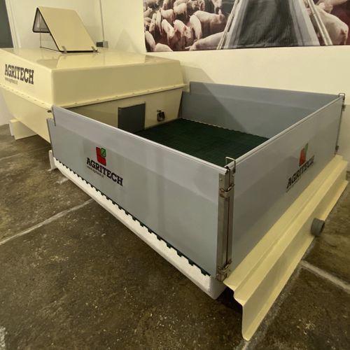 Будка для домашнего скота - FIBERBOX 150 - AGRITECH S.R.L. - для поросят / индивидуальная / из стали