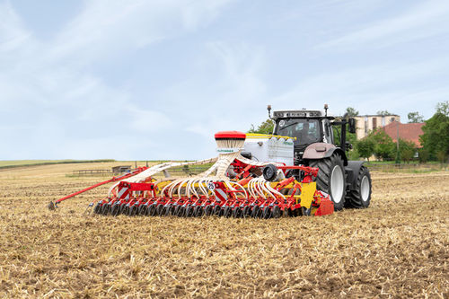 Пневматическая линейная сеялка - AEROSEM VT 5000 DD - PÖTTINGER Landtechnik GmbH - дисковая / для установки на трактор / сцепка на три точки