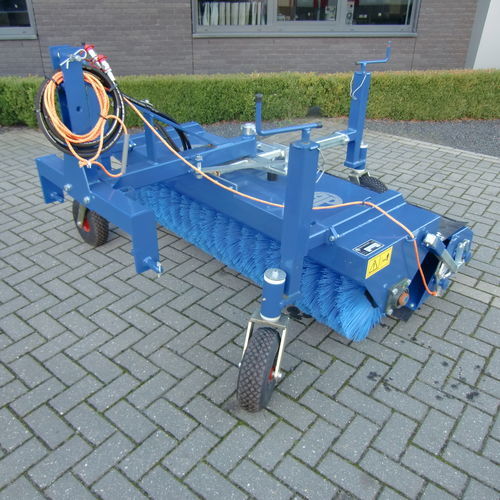 Навесная подметальная машина - VHT series - AP Machinebouw B.V. - для хлева