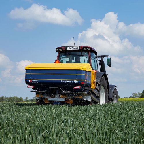 Разбрасыватель удобрений для установки на трактор - L20W plus - BOGBALLE A/S - твердый / во всю ширину / с GPS