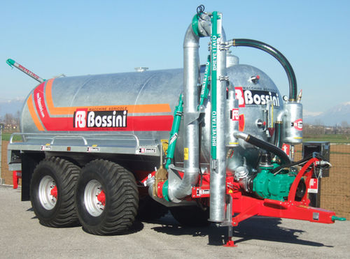 Двухосный разбрасыватель навоза - B2 180   - BOSSINI s.r.l. - вакуумный
