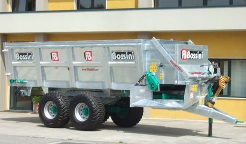 Прицепной разбрасыватель навоза - SBP/L BIG - BOSSINI s.r.l. - с горизонтальными щетками / двухосный