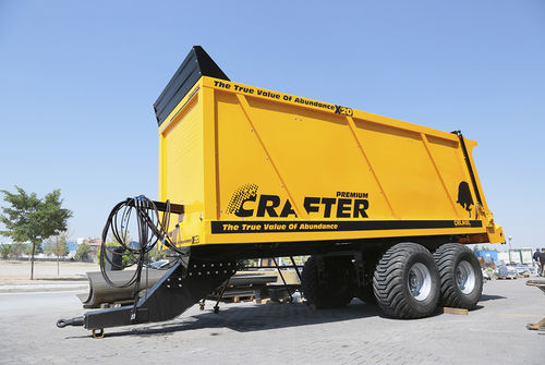 Прицепной разбрасыватель навоза - CRAFTER X20 - CELIKEL AGRICULTURAL MACHINERY INC - с вертикальными щетками / тандем
