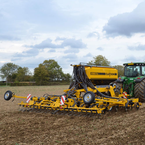 Механическая линейная сеялка - Hybrid T6c - Claydon Yield-o-Meter Ltd. - прицепная / с системой подачи удобрений / компактная