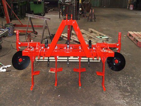 Оборудование для обработки почвы 5 корпусов - CM REGERO Industries - 7 корпусов / с полевым катком