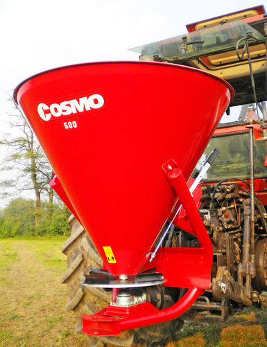 Разбрасыватель удобрений сцепка на три точки - P Series - Cosmo Srl - твердый