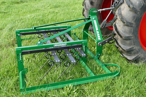 Борона управляемая трактором - GREEN.RAKE mini - Düvelsdorf Handelsgesellschaft mbH - луга / зубчатая / краб