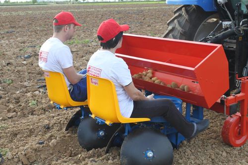 Посадочная машина для картофеля - FPM - Ferrari GROWTECH - с ручным управлением / 2 ряда / буксируемая