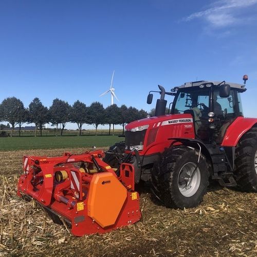 Навесная косилка - UMG 2800 - Gerhard DÜCKER GmbH & Co. KG - заднего монтажа / с молотками / с приводным валом