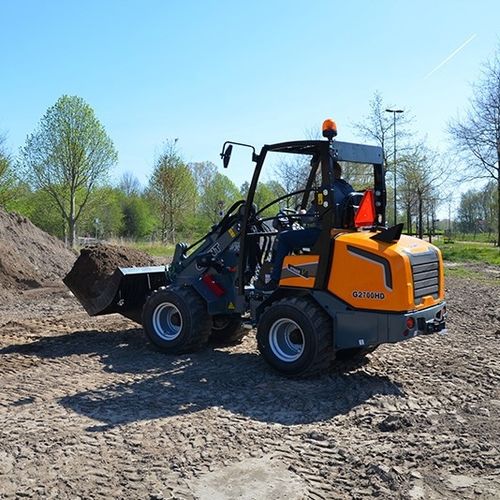Колесный погрузчик - G2700 HD - GIANT - TOBROCO Machinery - с кабиной / компактный / мини