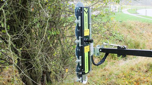 Машина для срезания веток для деревьев - LRS 1402 - GreenTec A/S / Spearhead - для установки на трактор / дисковая / вертикальная