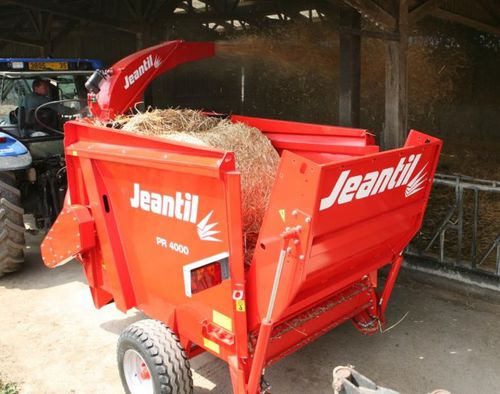 Прицепной выдуватель соломы - PR 4000 GM - JEANTIL S.A. - для кормов / для рулонных кип / для квадратных тюков