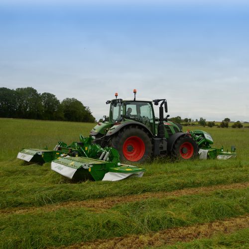 Навесная косилка - B9000 - McHale Engineering Ltd. - дисковая / складная / с кондиционером