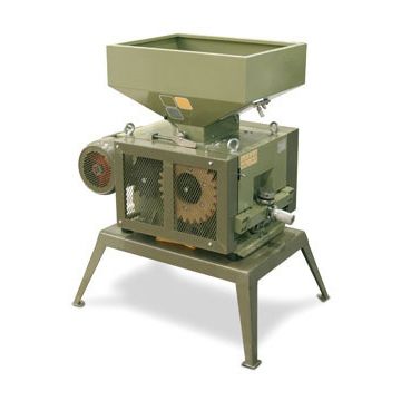 Мельница для питания животных - M300 - ROmiLL, spol. s r.o. - для зерен / с роликами / стационарная