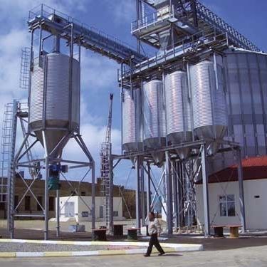 Зернохранилище для злаковых - SILOS Spain - из гальванизированной стали / круглое / с коническим дном
