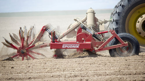 Навесной культиватор - 9308 - Spudnik Equipment Company LLC - с полевым катком