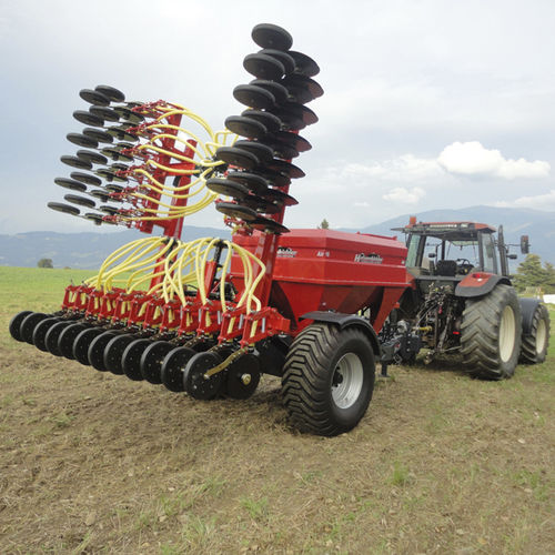 Пневматическая линейная сеялка - Hornet series - Thomas Hatzenbichler Agro-Technik GmbH - дисковая / прицепная