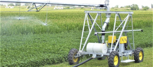 Ирригационная рампа кормление с помощью труб - ULTRA - T-L Irrigation Company - подача воды по каналам / 4-колесная / с одним крылом