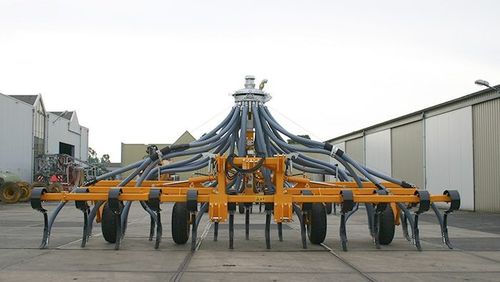 Навесная цистерна для жидкого навоза - Terraject 400  - Veenhuis Machines BV - зубчатая