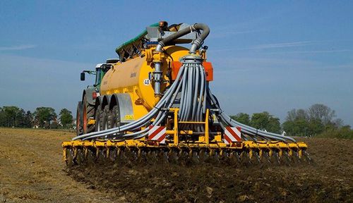 Навесная цистерна для жидкого навоза - Terraject  - Veenhuis Machines BV - прицепная / с диском