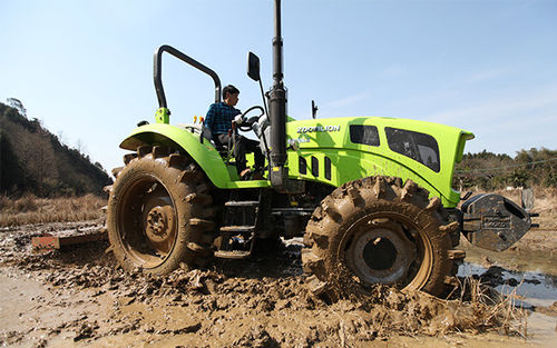 Широкий трактор - RS1504-F - Zoomlion Heavy Machinery Co., Ltd. - с кабиной