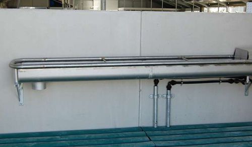 Водопойный желоб для коров - 110, 210, 310 - Beerepoot GmbH - с лотком / из стали / настенное крепление
