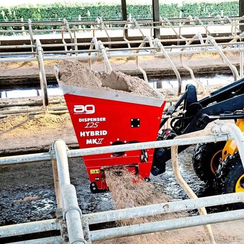 Дозатор для стойла - Hybrid - AG Products - для моющих средств / для соломы / для подстилки