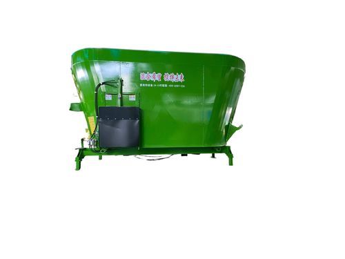 Вертикальный винтовой смеситель - 9JGL-18/2 - Tai'an Yimeite Machinery Co., Ltd. - прицепной / стационарный / с фронтальной разгрузкой