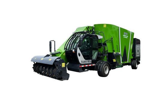 Самоходный винтовой смеситель - 12CBM - Tai'an Yimeite Machinery Co., Ltd. - вертикальный / навесной / с боковой разгрузкой