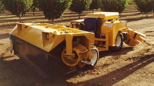 Самоходная подметальная машина - AWS3400 - G K Machine, Inc. - для орехов / валкоукладчик