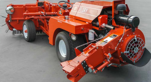 Самоходная подметальная машина - 57 Series - Flory Industries - для орехов / валкоукладчик