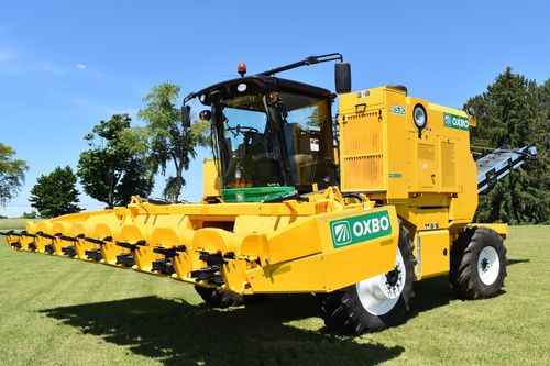 Уборочная машина для сахарной кукурузы - 8530 - Oxbo International Corporation - для кукурузы / самоходная