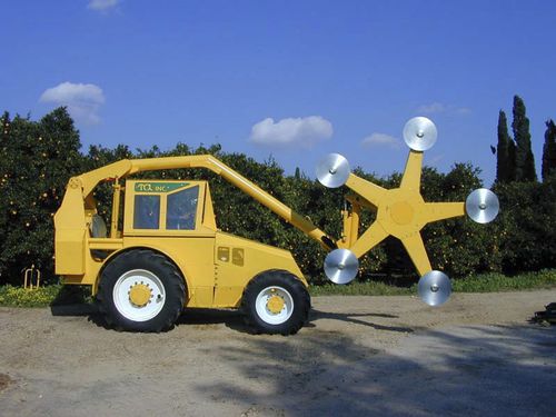 Машина для срезания веток для деревьев - TH1100CT - TOL Incorporated - самоходная / навесная / дисковая