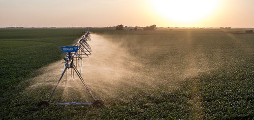 Центральное круговая дождевальная машина - 7000 series - Valley Irrigation - буксировочное / на колесах