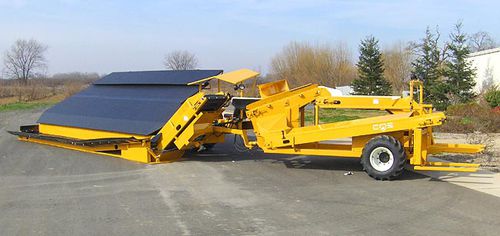 Уборочная машина для оливок - L2 E - Coe Orchard Equipment, Inc. - для орехов / самоходная
