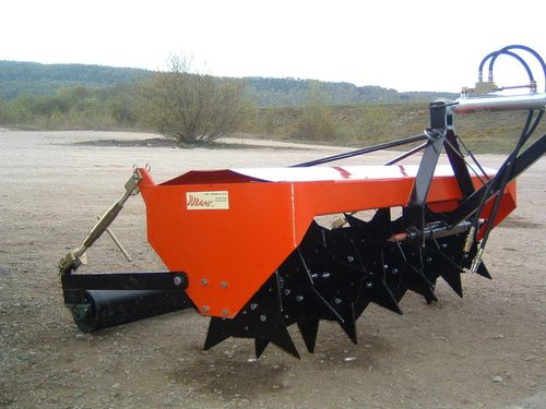 Скарификатор на колесах - Jurane Agriculture - буксируемый / гидравлический / с гидравлическим регулятором