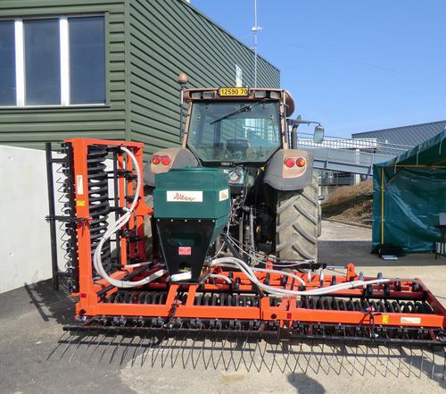Пневматическая линейная сеялка - S Series - Jurane Agriculture - с зубьями / для установки на трактор / сцепка на три точки