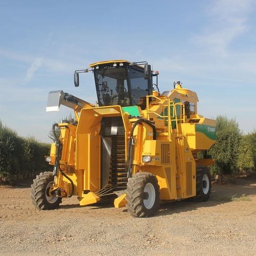 Уборочная машина для оливок - 6430 - PMC Harvesters - самоходная