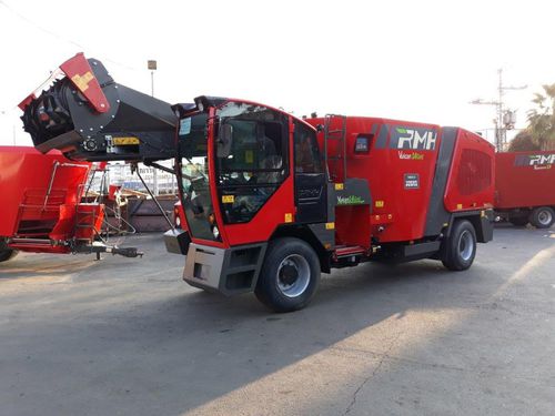 Вертикальный винтовой смеситель - Vulcan Series - RMH - самоходный / с боковой разгрузкой / простой винт
