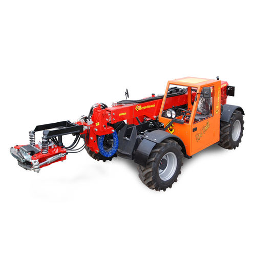 Вибратор для сбора урожая для фруктов - RED DEVIL 4X4 - Berardinucci - для орехов / самоходный / гидравлический