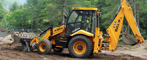 Колесный погрузчик - HD 96_4WD - Bull - с кабиной / с экскаватором