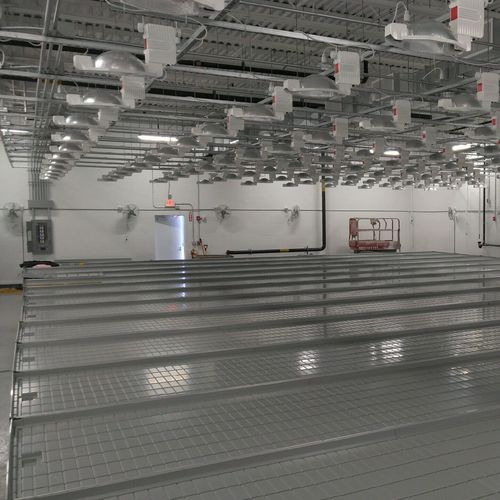 Садоводческий стол система Ebb and Flow - Max Roll Series - Innovative Growers Equipment Inc