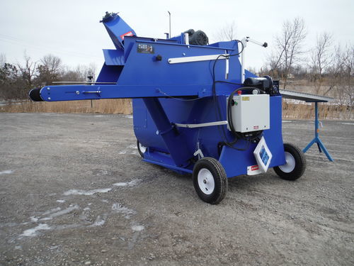 Торфонаполнитель big bale с дозатором - SB 01 - Machinerie SB Inc - мобильный / с дозирующим бункером
