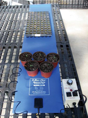 Коврик из каучука - Redi-Heat™ - Phytotronics Inc - из пластика / для теплицы / нагревающий