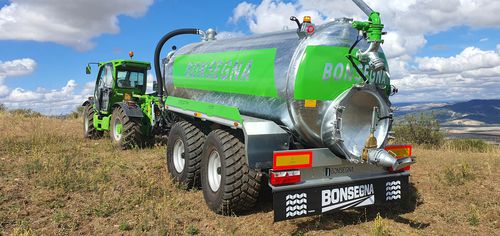 Двухосная цистерна для внесения навозной жижи - CMB1 series - BONSEGNA Srl - тандемная / с приспособлением для заделки навоза / прицепная